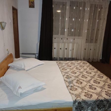 Pensiunea Sorina Casa Alba Felsőmoécs Kültér fotó